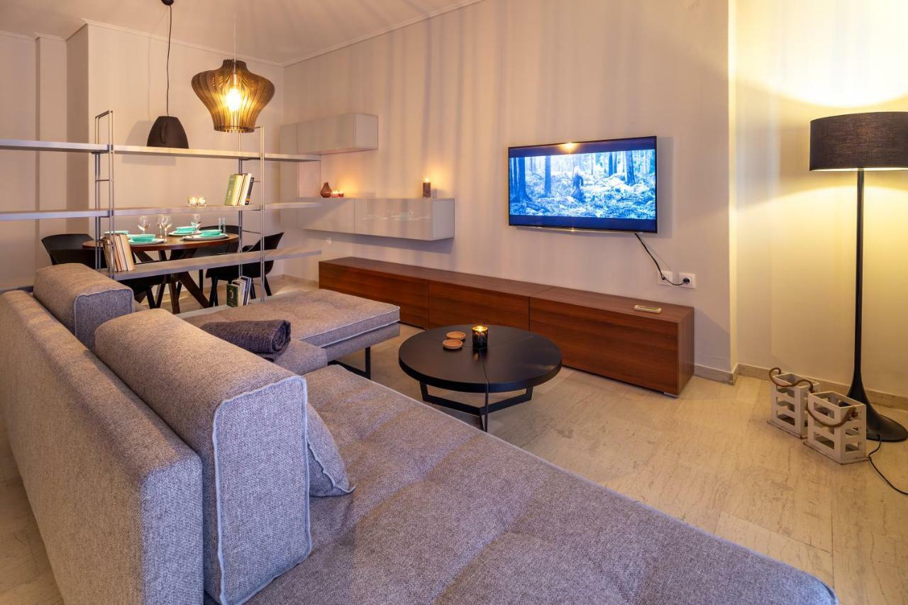 Kleio - Spacious Apartment In Glyfada Athens Exterior photo